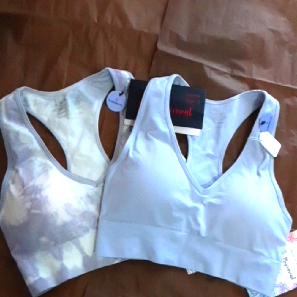 2 Sport Bras Juniors